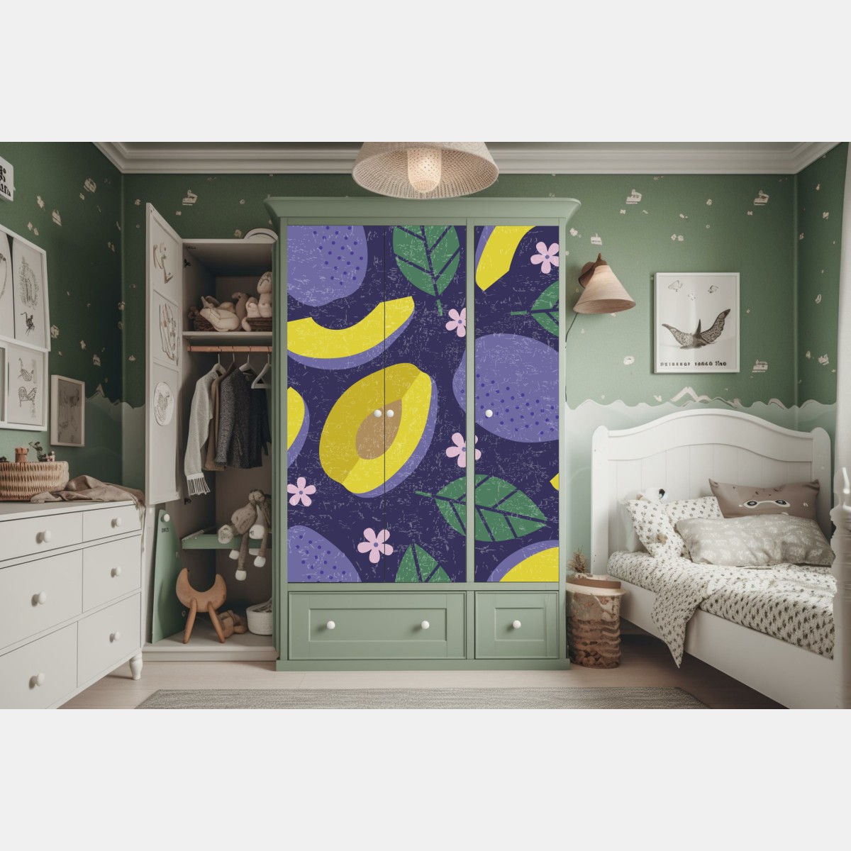 Naklejka na szafę radosny wzór ze śliwkami i liśćmi – Wallissimo® Naklejka na szafę radosny wzór ze śliwkami i liśćmi – Wallissimo®