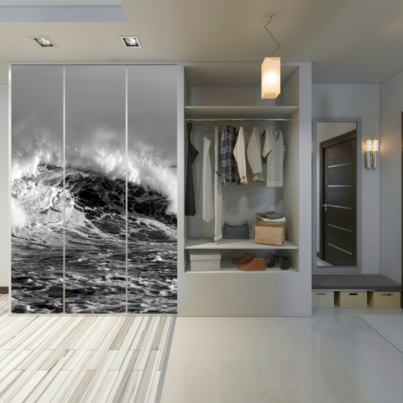 Naklejka na szafę dramatyczna czarno-biała fala oceanu – Wallissimo® Naklejka na szafę dramatyczna czarno-biała fala oceanu – Wallissimo®