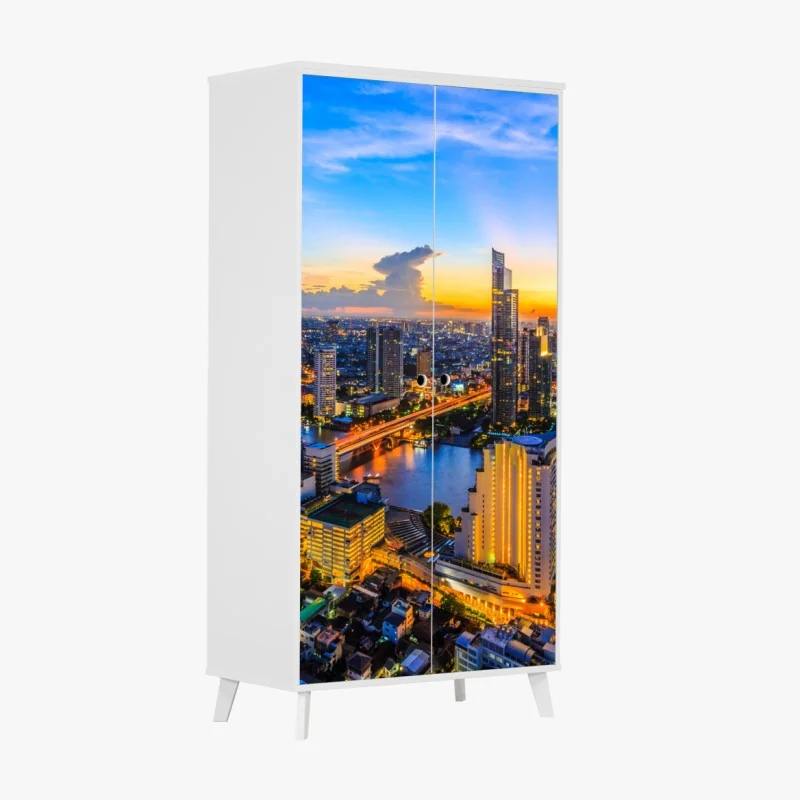 Naklejka na szafę tętniąca życiem panorama miasta o zmierzchu