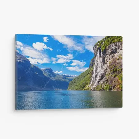 Obraz na płótnie wodospad siedem sióstr nad Geirangerfjord – Wallissimo®