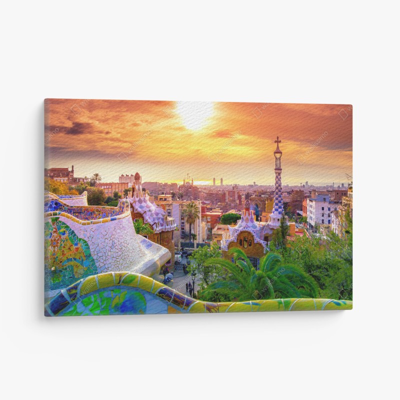 Obraz na płótnie zachód słońca nad Park Güell w Barcelonie