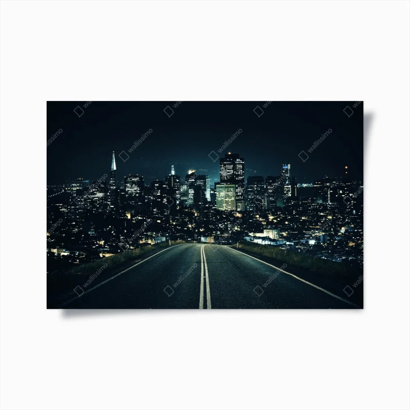 Plakat droga prowadząca do oświetlonej panoramy miasta nocą