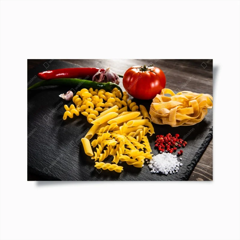 Plakat zbiór suchych makaronów i świeże składniki