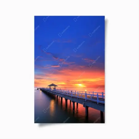 Plakat molo o zachodzie słońca nad plażą – Wallissimo®