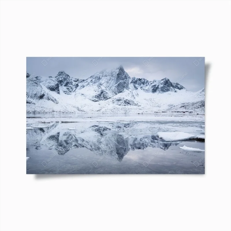 Plakat śnieżne odbicie górskie w Norwegii