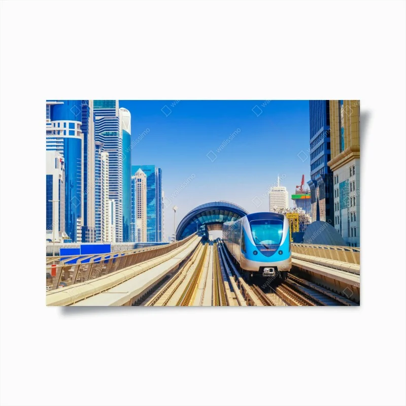 Plakat miejski pociąg metra w słońcu