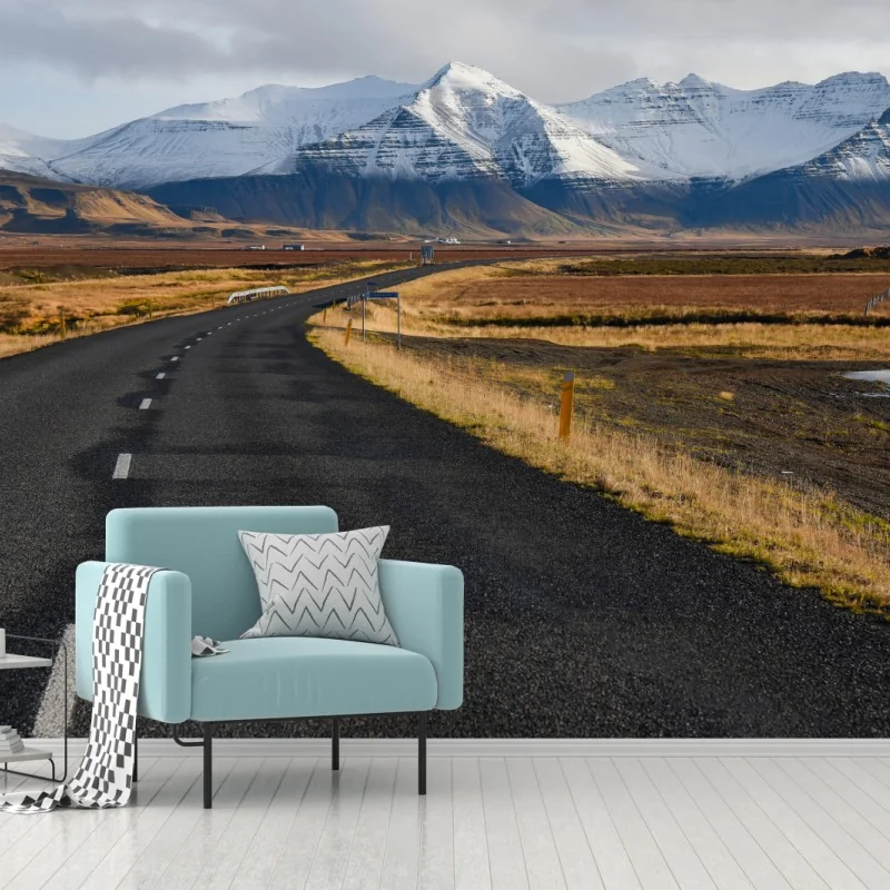 Fototapeta pusta droga prowadząca do ośnieżonych gór, Islandia – Wallissimo® Fototapeta pusta droga prowadząca do ośnieżonych gór, Islandia – Wallissimo®