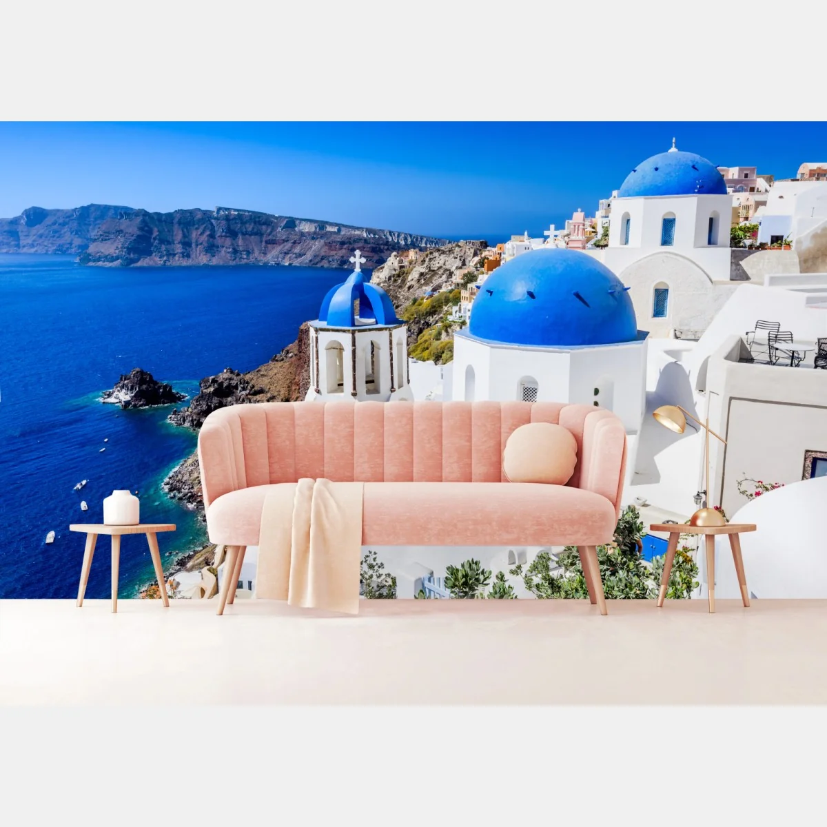 Fototapeta Santorini niebieskie kopuły nad kalderą – Wallissimo® Fototapeta Santorini niebieskie kopuły nad kalderą – Wallissimo®