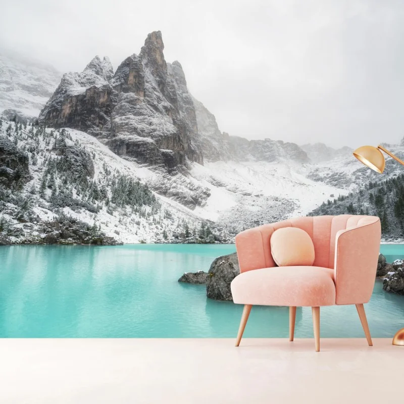 Fototapeta turkusowe jezioro alpejskie pod ośnieżonymi szczytami – Wallissimo® Fototapeta turkusowe jezioro alpejskie pod ośnieżonymi szczytami – Wallissimo®