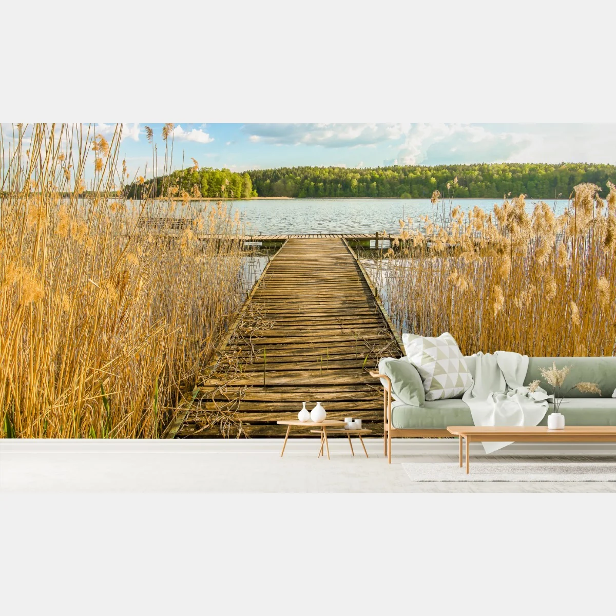 Fototapeta drewniany pomost nad spokojnym jeziorem – Wallissimo® Fototapeta drewniany pomost nad spokojnym jeziorem – Wallissimo®