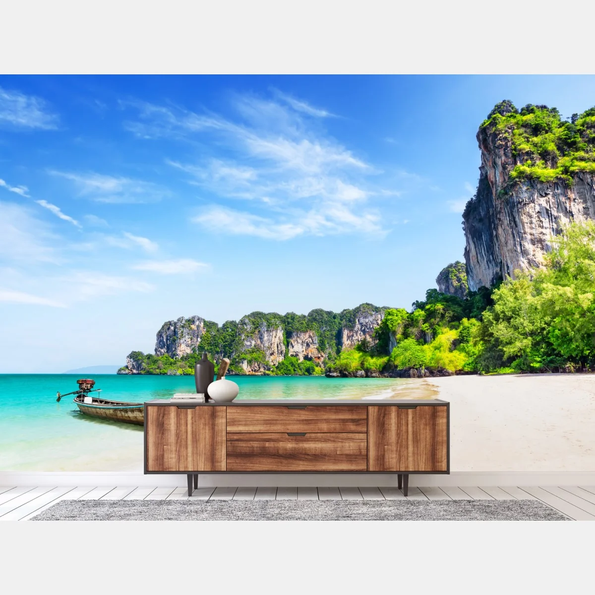 Fototapeta tradycyjna łódź na plaży Railay, Tajlandia – Wallissimo® Fototapeta tradycyjna łódź na plaży Railay, Tajlandia – Wallissimo®