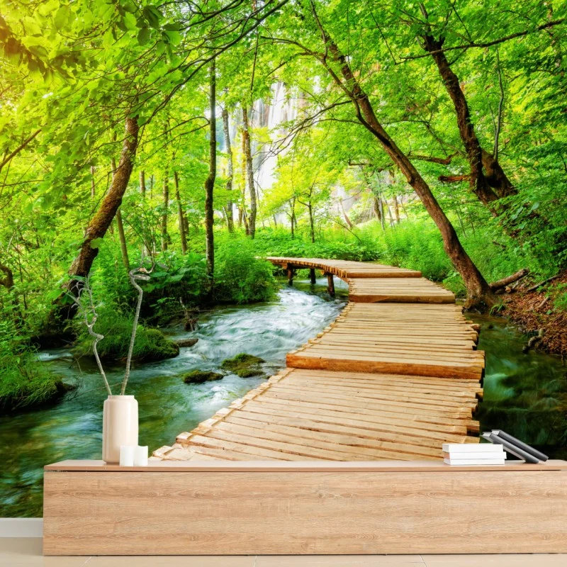 Fototapeta drewniany pomost w Plitwickich Jeziorach – Wallissimo® Fototapeta drewniany pomost w Plitwickich Jeziorach – Wallissimo®