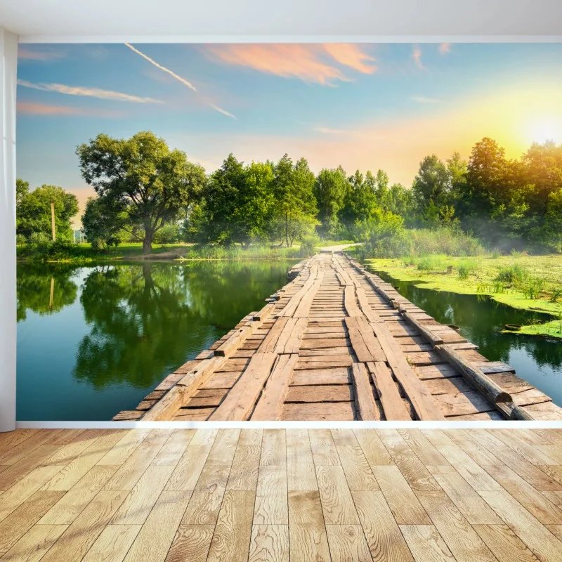 Fototapeta słoneczny drewniany most nad spokojnym jeziorem – Wallissimo® Fototapeta słoneczny drewniany most nad spokojnym jeziorem – Wallissimo®