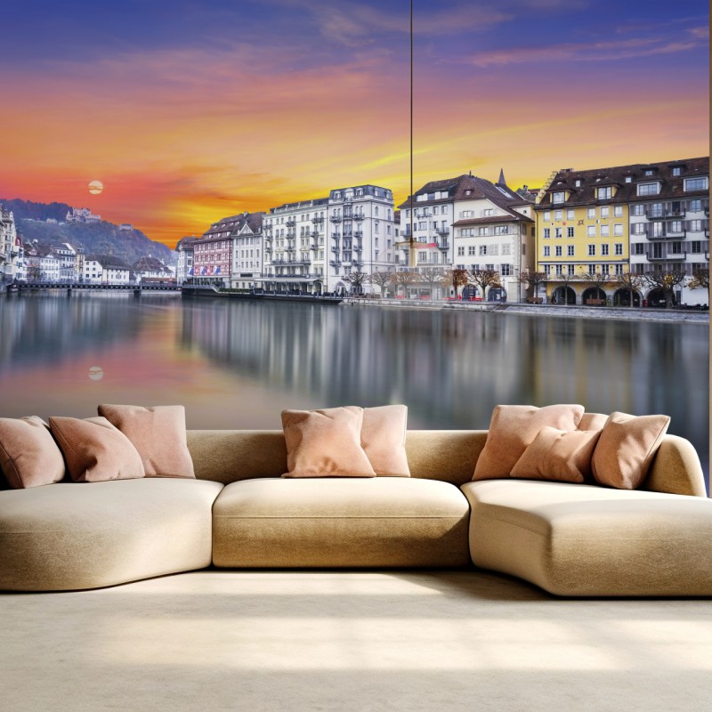 Fototapeta Lucerna nad rzeką o zmierzchu – Wallissimo® Fototapeta Lucerna nad rzeką o zmierzchu – Wallissimo®