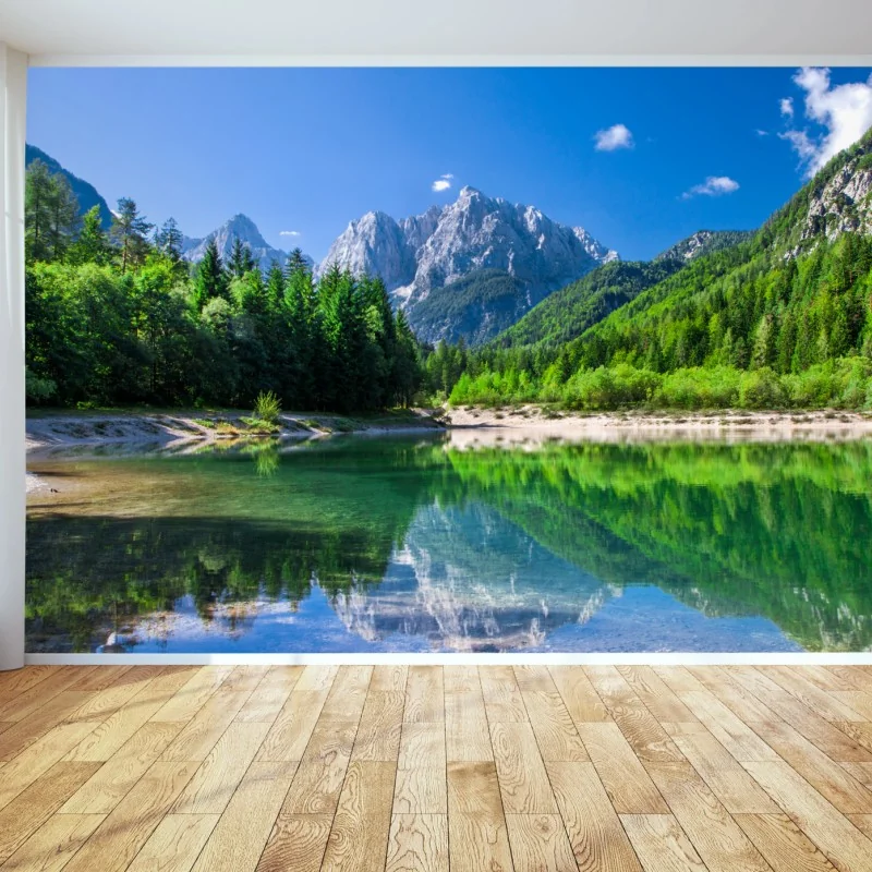 Fototapeta alpejskie jezioro z odbiciem w zielonych górach – Wallissimo® Fototapeta alpejskie jezioro z odbiciem w zielonych górach – Wallissimo®