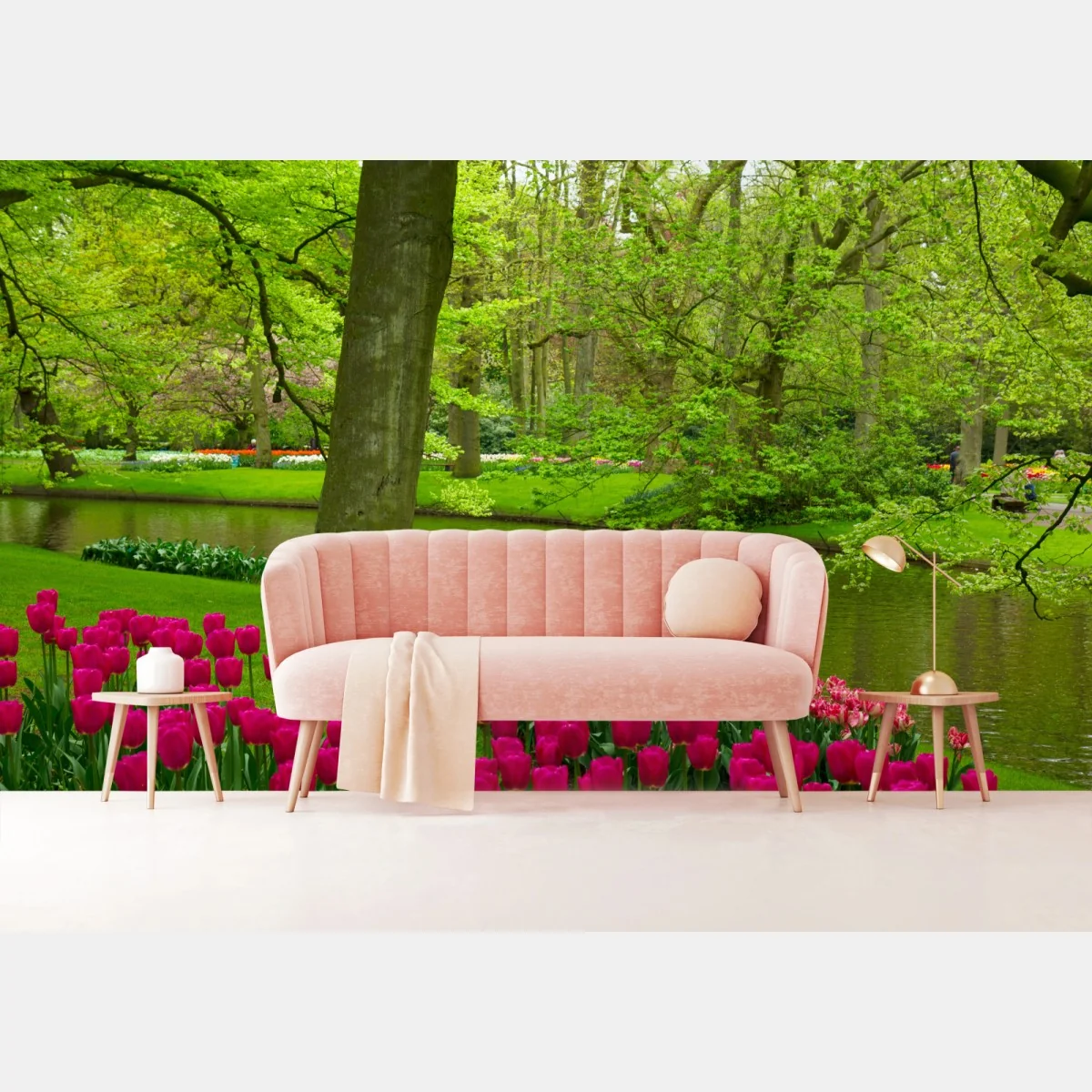 Fototapeta wiosenny ogród tulipanów nad kanałem – Wallissimo® Fototapeta wiosenny ogród tulipanów nad kanałem – Wallissimo®