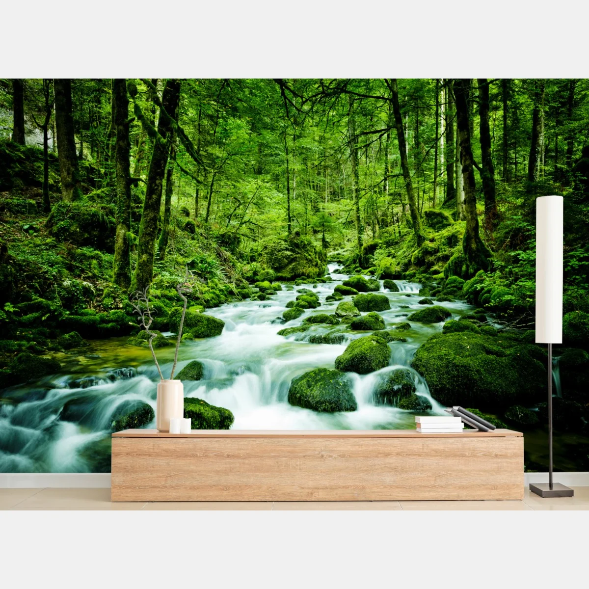 Fototapeta mechowy strumień w lesie – Wallissimo® Fototapeta mechowy strumień w lesie – Wallissimo®