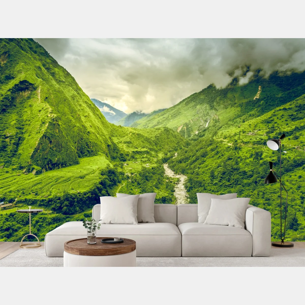 Fototapeta bujna zielona dolina górska z rzeką – Wallissimo® Fototapeta bujna zielona dolina górska z rzeką – Wallissimo®