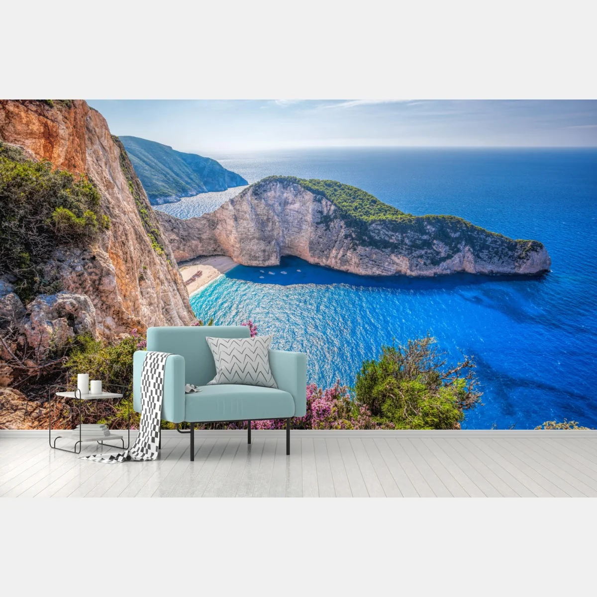 Fototapeta Navagio plaża o zachodzie słońca z turkusowym morzem i dzikimi kwiatami – Wallissimo® Fototapeta Navagio plaża o zachodzie słońca z turkusowym morzem i dzikimi kwiatami – Wallissimo®