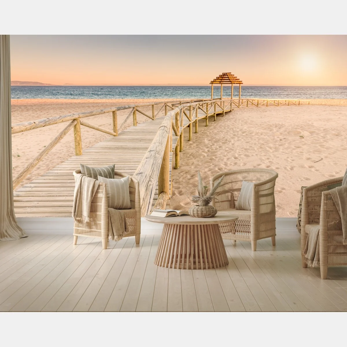 Fototapeta drewniany pomost na plaży Trafalgar o zachodzie słońca – Wallissimo®