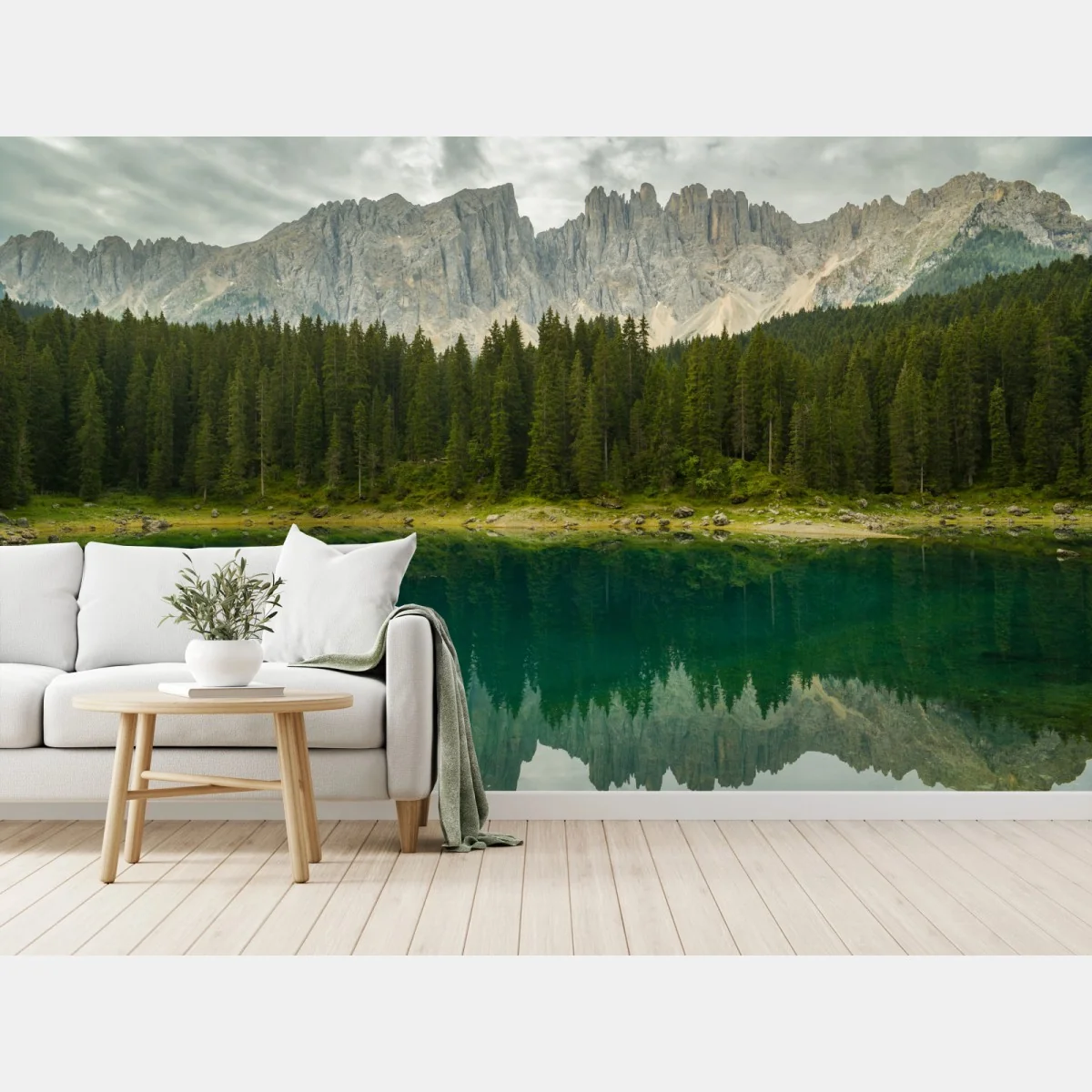 Fototapeta spokojne odbicie nad Lago di Carezza, Dolomity – Wallissimo® Fototapeta spokojne odbicie nad Lago di Carezza, Dolomity – Wallissimo®