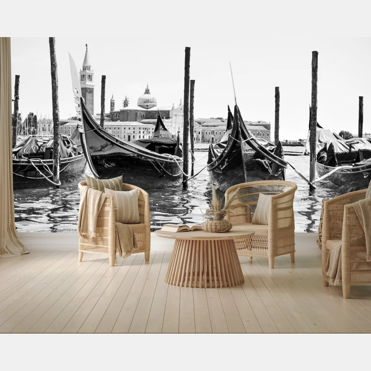 Fototapeta gondole przy kei w Wenecji – Wallissimo® Fototapeta gondole przy kei w Wenecji – Wallissimo®
