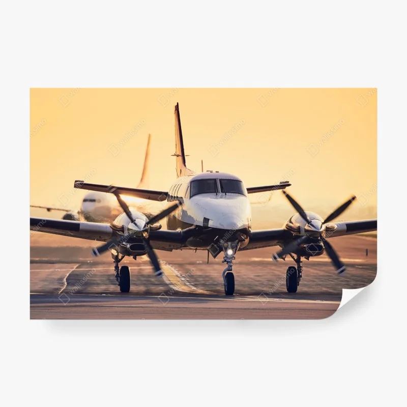 Fototapeta mglisty wschód słońca nad górami z odbiciem – Wallissimo®