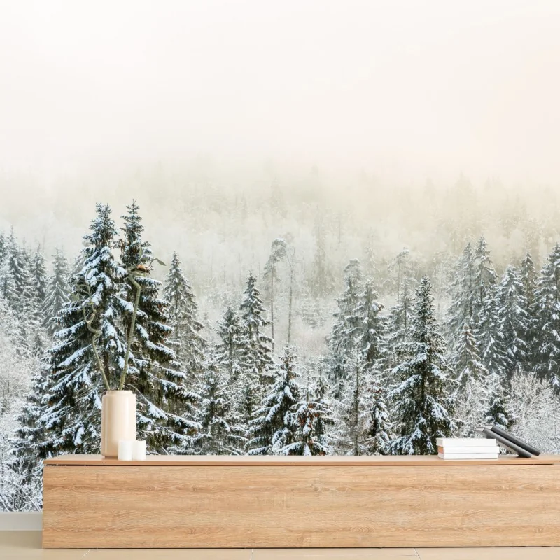 Fototapeta zimowy las w delikatnej mgle – Wallissimo® Fototapeta zimowy las w delikatnej mgle – Wallissimo®