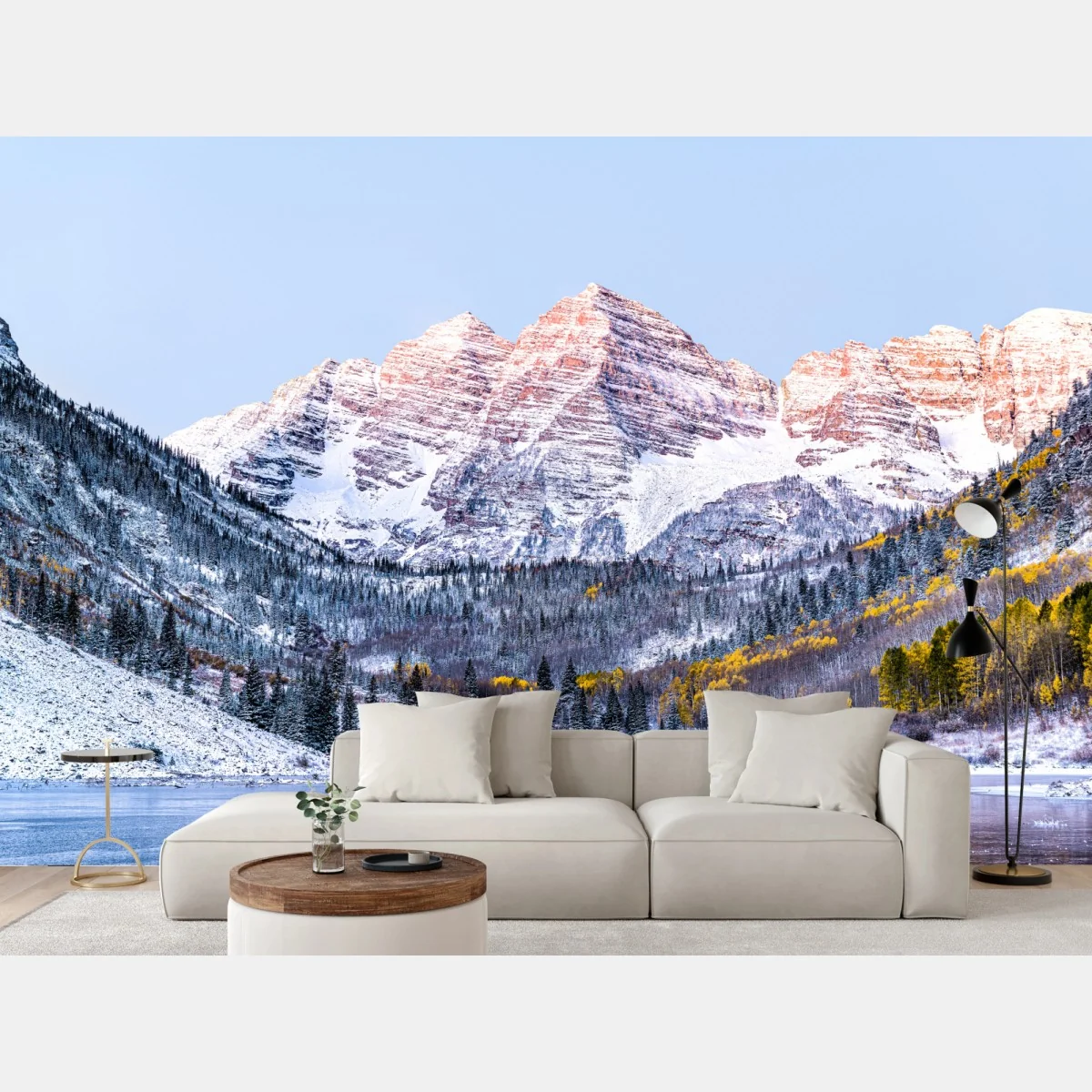 Fototapeta śnieżny poranek w górach nad jeziorem – Wallissimo® Fototapeta śnieżny poranek w górach nad jeziorem – Wallissimo®