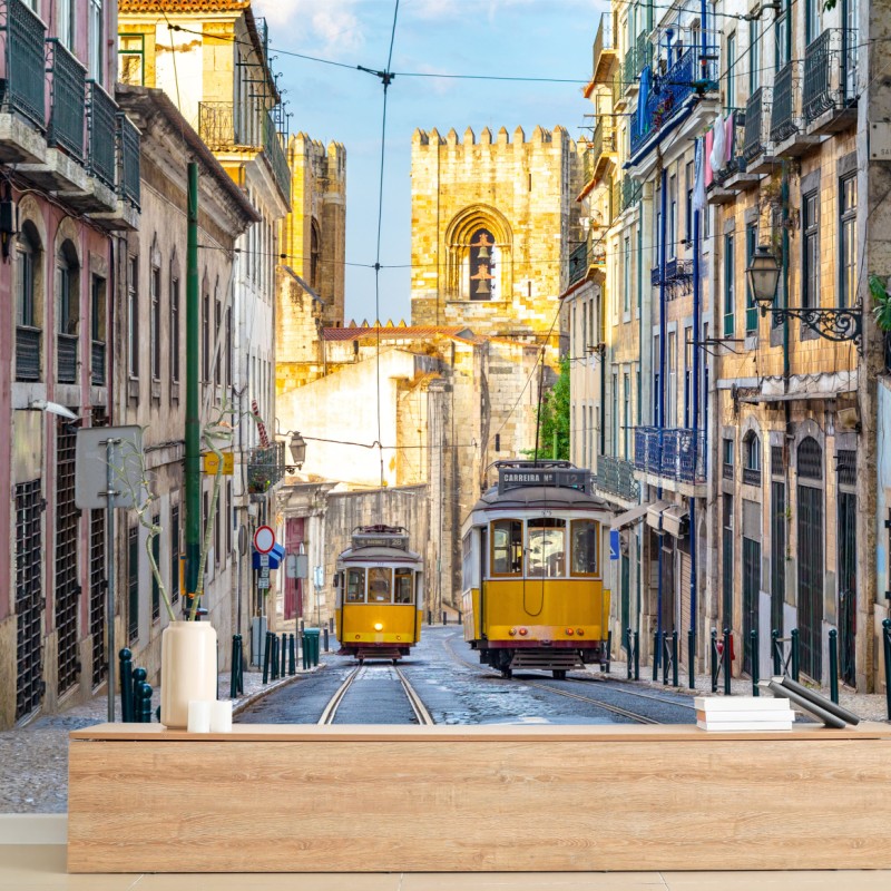 Fototapeta słoneczne tramwaje na zabytkowej ulicy Lizbony – Wallissimo® Fototapeta słoneczne tramwaje na zabytkowej ulicy Lizbony – Wallissimo®