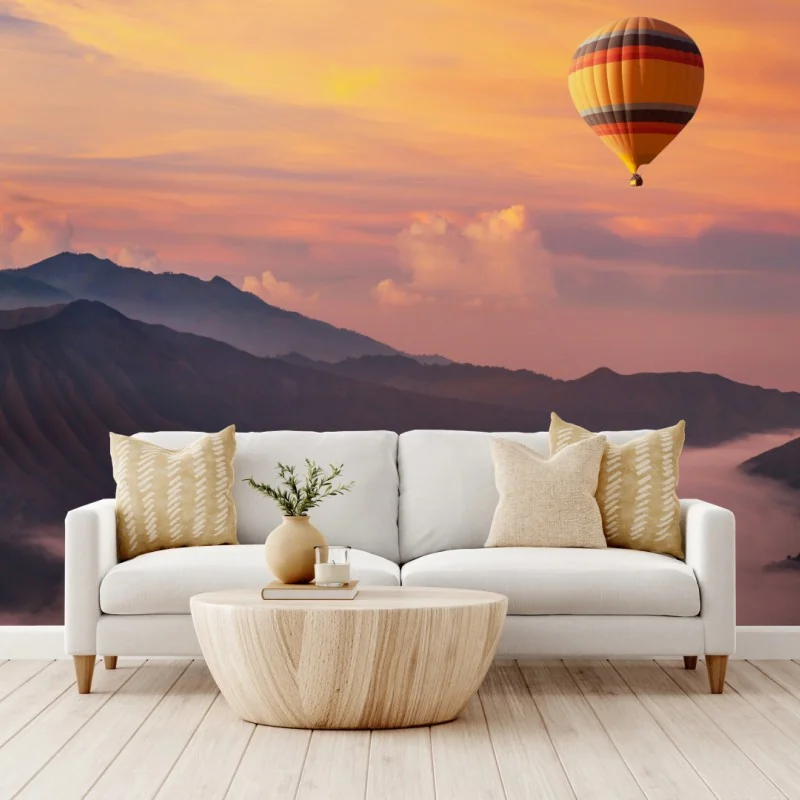 Fototapeta wschodzący balon nad mglistymi górami – Wallissimo® Fototapeta wschodzący balon nad mglistymi górami – Wallissimo®