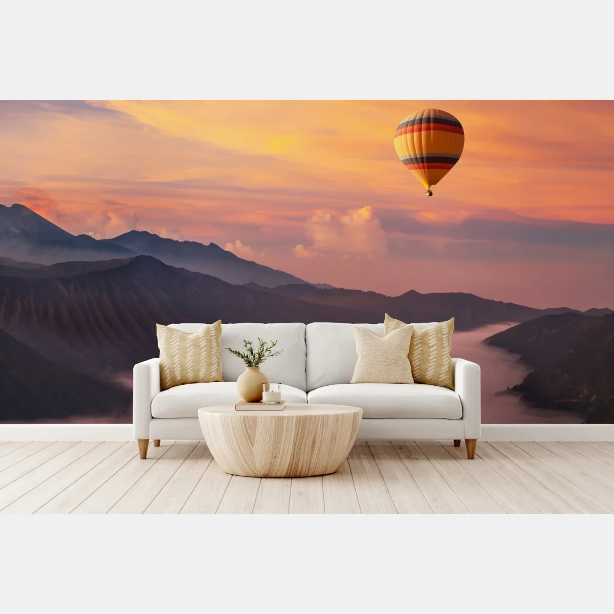 Fototapeta wschodzący balon nad mglistymi górami – Wallissimo® Fototapeta wschodzący balon nad mglistymi górami – Wallissimo®