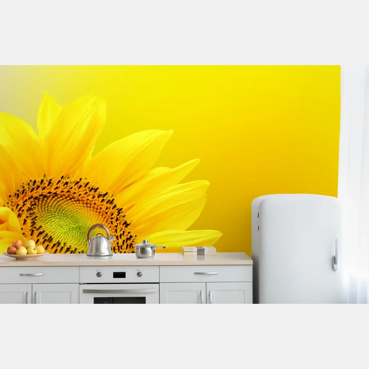 Fototapeta żywy słonecznik z bliska na żółtym tle – Wallissimo® Fototapeta żywy słonecznik z bliska na żółtym tle – Wallissimo®