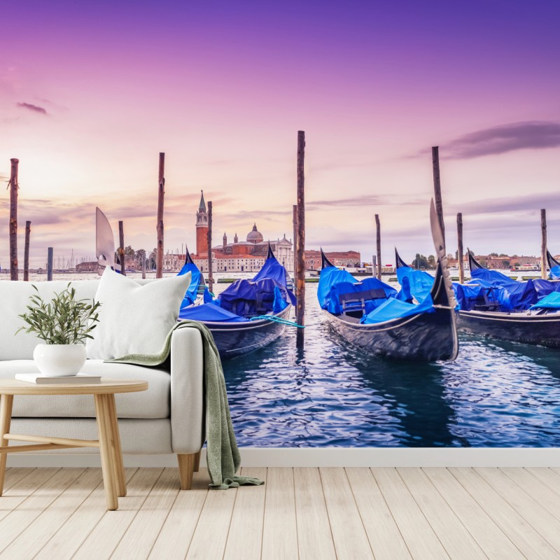 Fototapeta Wenecja gondole o zachodzie słońca – Wallissimo® Fototapeta Wenecja gondole o zachodzie słońca – Wallissimo®