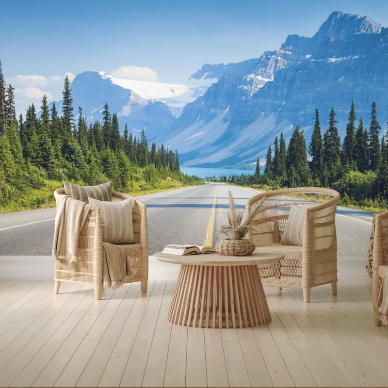 Fototapeta droga przez las iglasty do gór i lodowcowego jeziora – Wallissimo® Fototapeta droga przez las iglasty do gór i lodowcowego jeziora – Wallissimo®