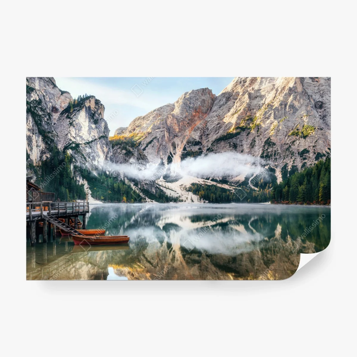 Fototapeta mgła nad alpejskim jeziorem – Wallissimo® Fototapeta mgła nad alpejskim jeziorem – Wallissimo®