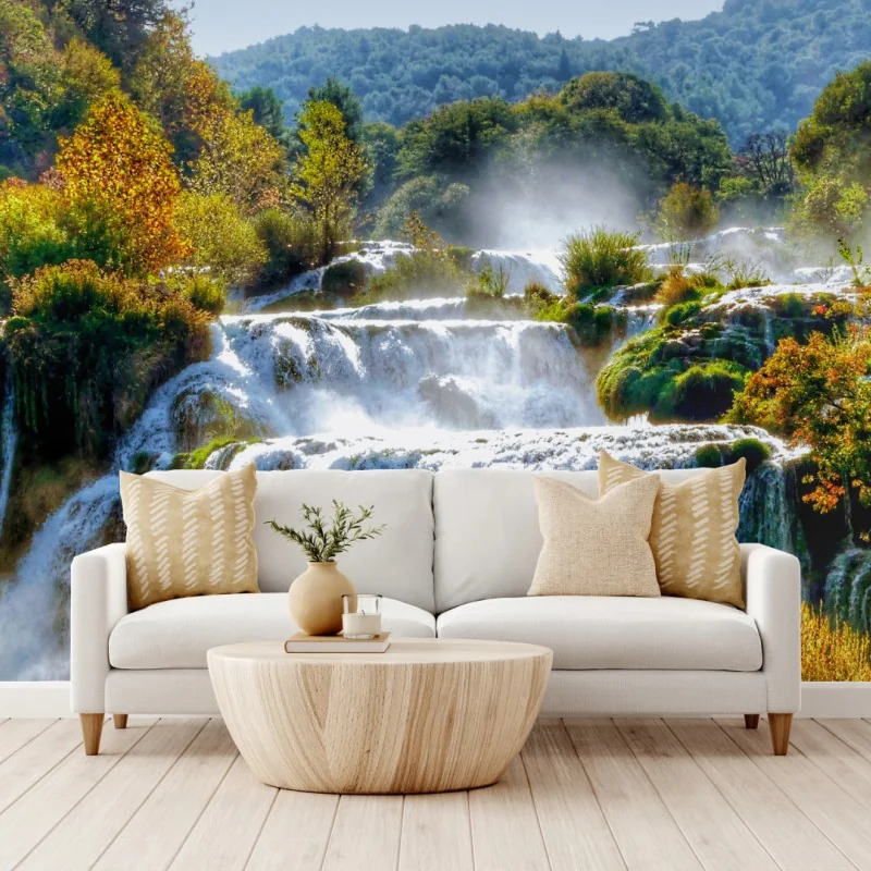 Fototapeta kaskadowy wodospad w bujnym lesie – Wallissimo® Fototapeta kaskadowy wodospad w bujnym lesie – Wallissimo®