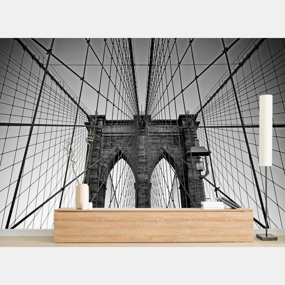 Fototapeta symetryczny most wiszący w czerni i bieli – Wallissimo® Fototapeta symetryczny most wiszący w czerni i bieli – Wallissimo®