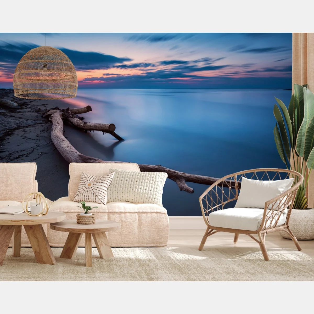 Fototapeta dryfujące drewno o zmierzchu na spokojnej plaży – Wallissimo® Fototapeta dryfujące drewno o zmierzchu na spokojnej plaży – Wallissimo®