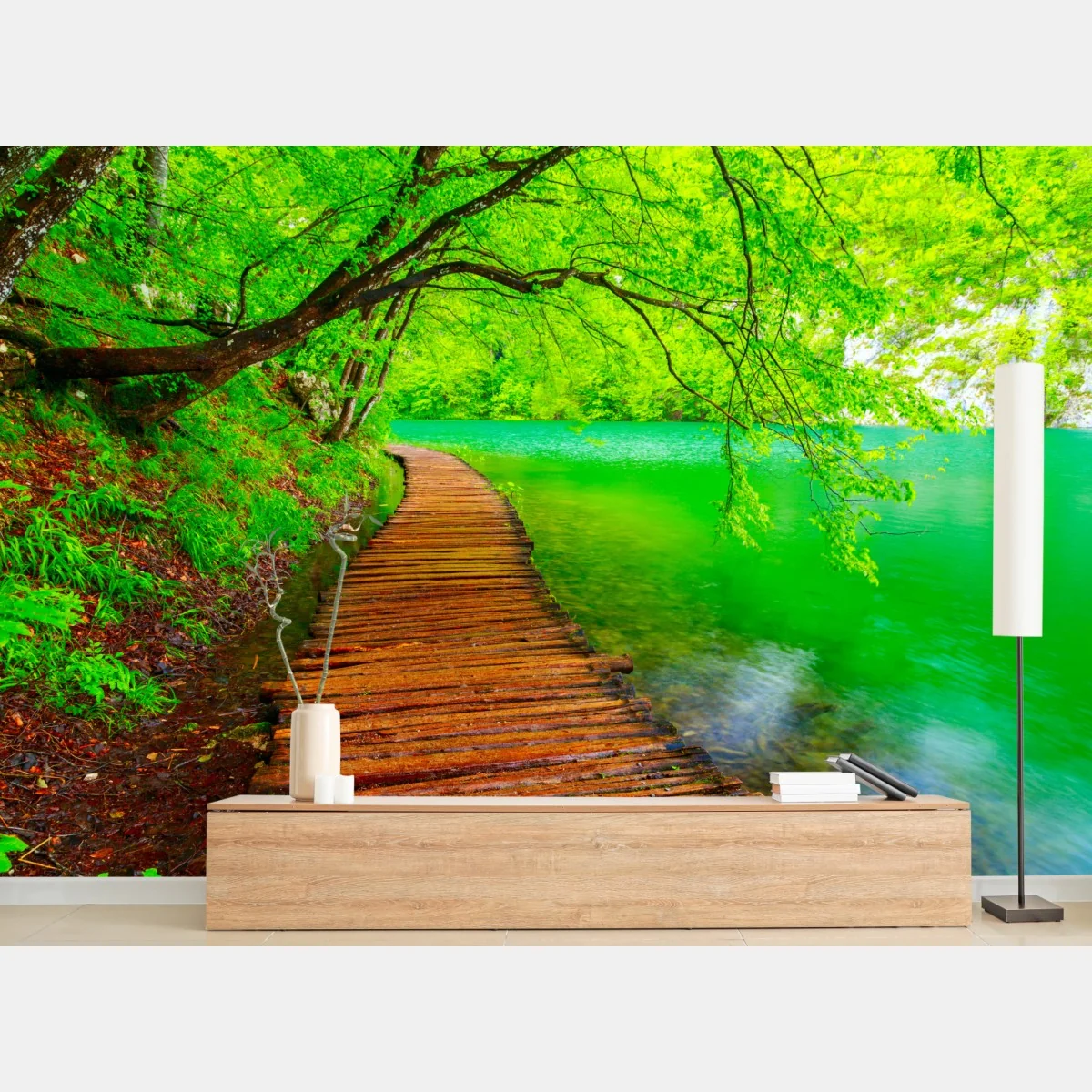 Fototapeta spokojny zielony pomost nad jeziorem – Wallissimo® Fototapeta spokojny zielony pomost nad jeziorem – Wallissimo®