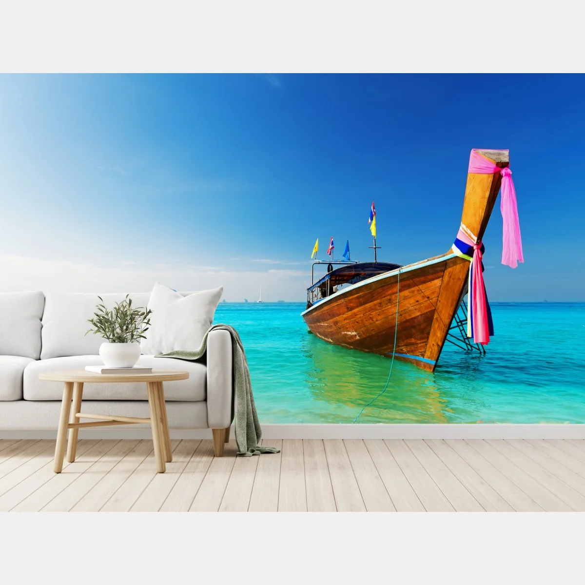 Fototapeta długa łódź na turkusowej plaży, Morze Andamańskie – Wallissimo® Fototapeta długa łódź na turkusowej plaży, Morze Andamańskie – Wallissimo®