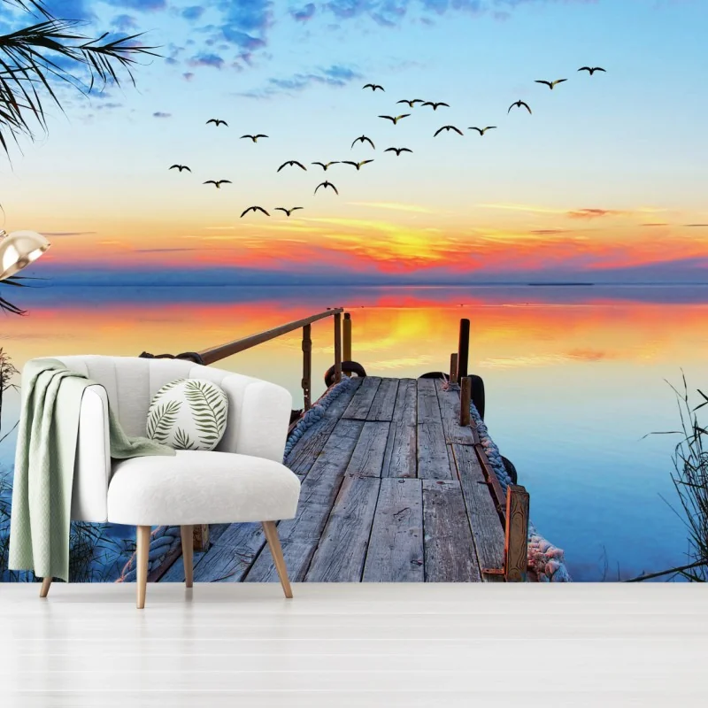 Fototapeta pomost o zachodzie słońca nad jeziorem – Wallissimo® Fototapeta pomost o zachodzie słońca nad jeziorem – Wallissimo®