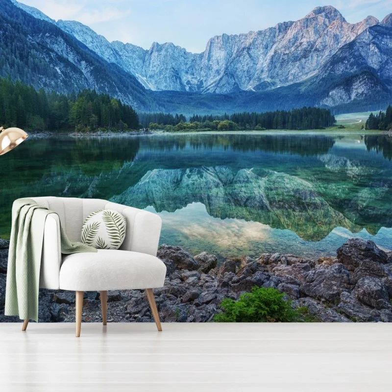 Fototapeta wczesny poranek nad Jeziorem Fusine, Alpy Julijskie – Wallissimo® Fototapeta wczesny poranek nad Jeziorem Fusine, Alpy Julijskie – Wallissimo®