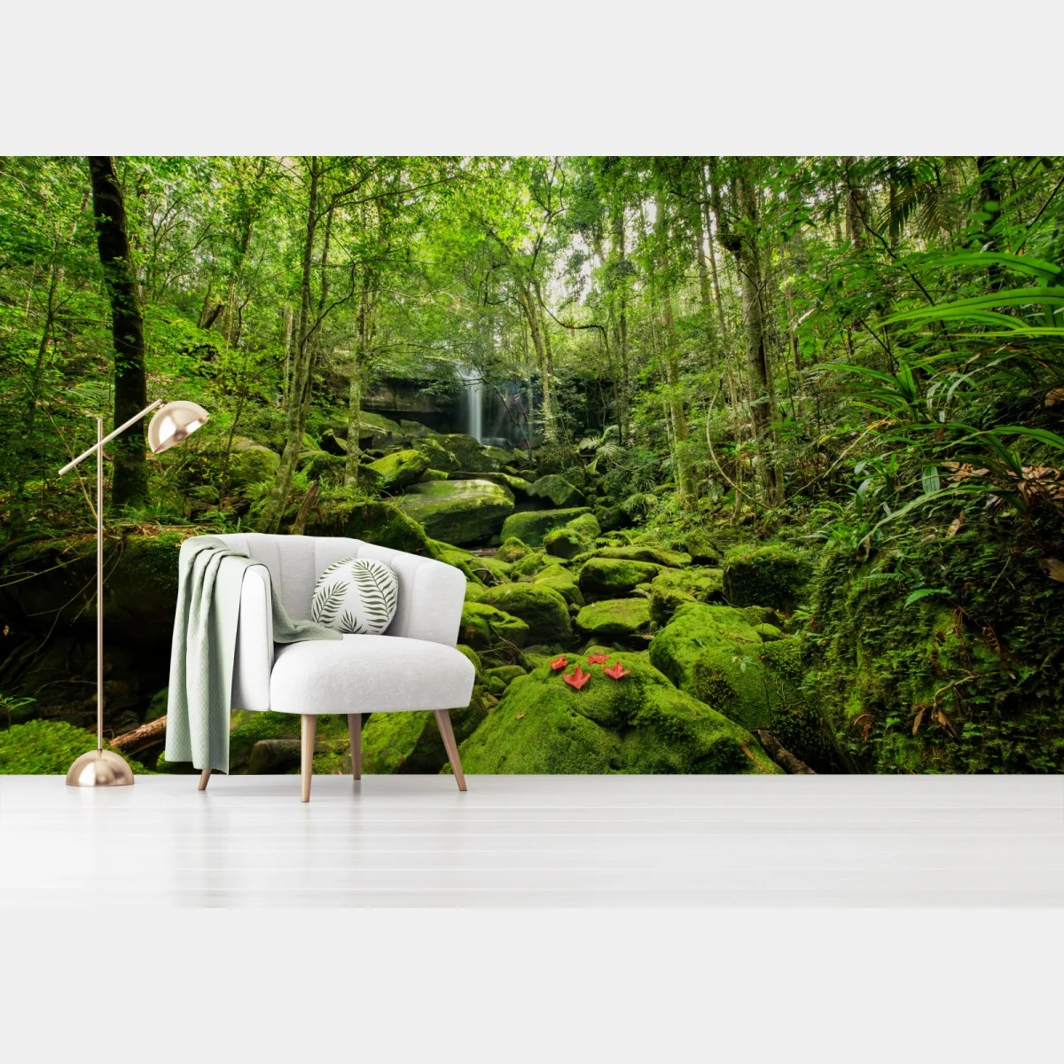 Fototapeta bujny mech i wodospad w tropikalnym lesie – Wallissimo® Fototapeta bujny mech i wodospad w tropikalnym lesie – Wallissimo®