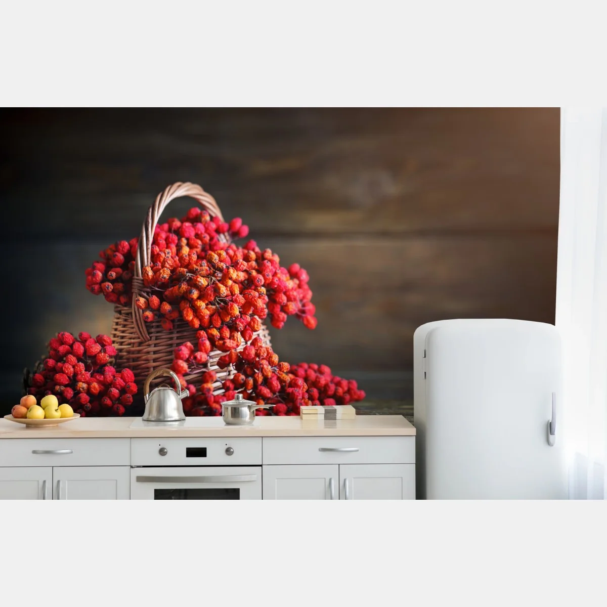 Fototapeta jesienna jarzębina w wiklinowym koszu – Wallissimo® Fototapeta jesienna jarzębina w wiklinowym koszu – Wallissimo®