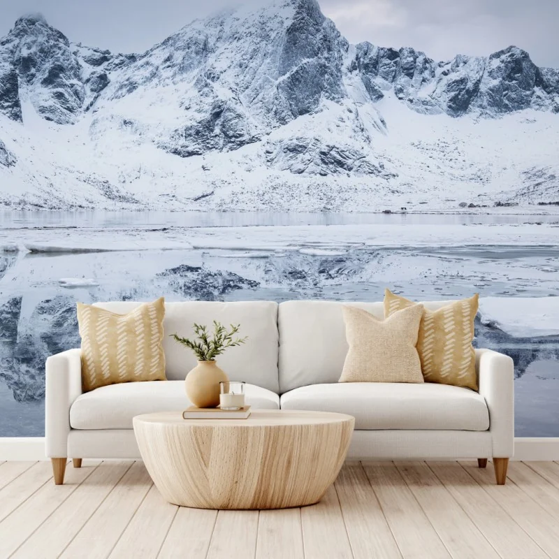Fototapeta śnieżne odbicie górskie w Norwegii – Wallissimo® Fototapeta śnieżne odbicie górskie w Norwegii – Wallissimo®