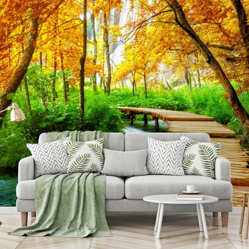 Fototapeta złoty pomost w lesie nad Plitwickimi Jeziorami – Wallissimo® Fototapeta złoty pomost w lesie nad Plitwickimi Jeziorami – Wallissimo®