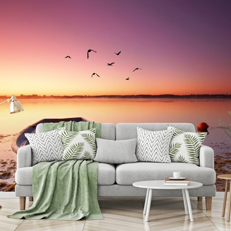 Fototapeta spokojna łódź o zmierzchu nad jeziorem – Wallissimo® Fototapeta spokojna łódź o zmierzchu nad jeziorem – Wallissimo®