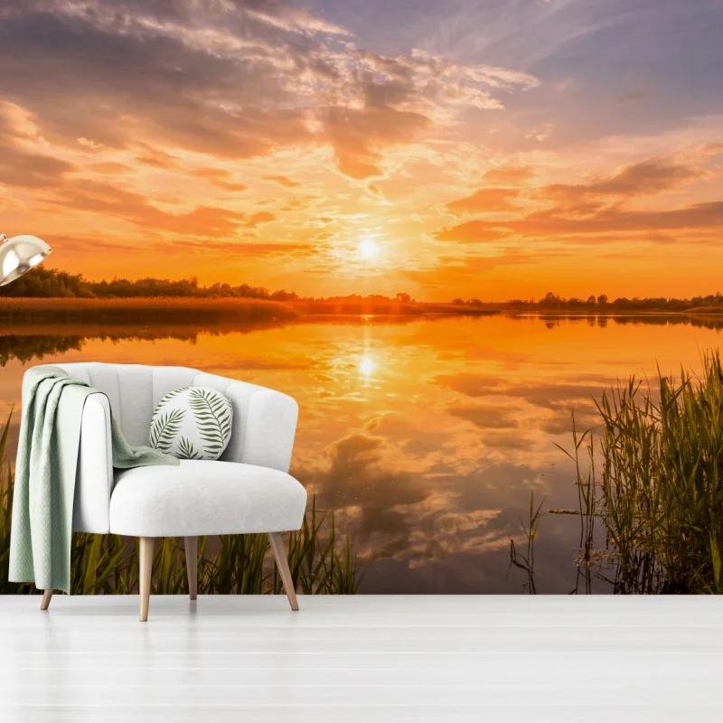 Fototapeta złoty zachód słońca nad spokojnym jeziorem – Wallissimo® Fototapeta złoty zachód słońca nad spokojnym jeziorem – Wallissimo®