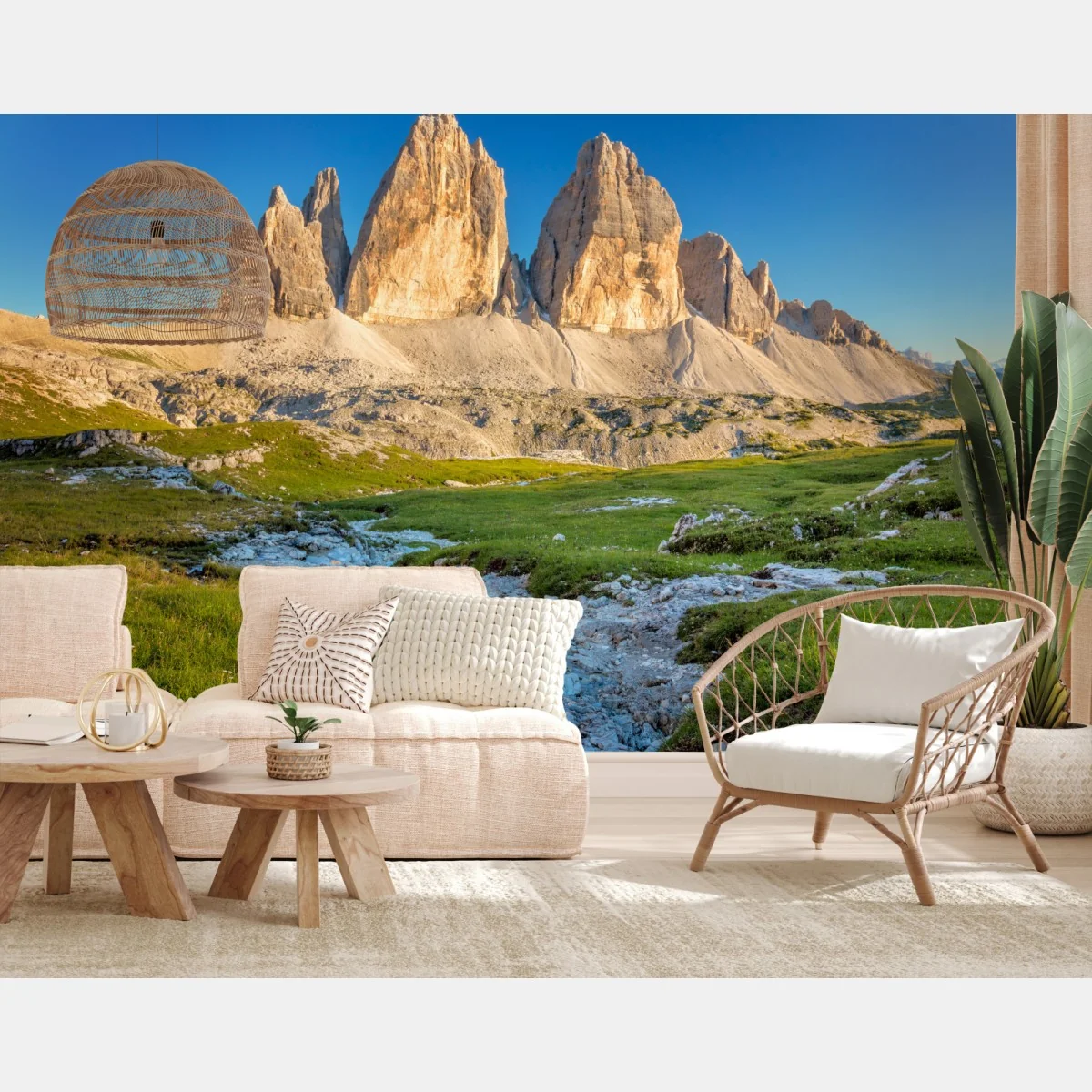 Fototapeta Tre Cime di Lavaredo nad alpejską łąką – Wallissimo® Fototapeta Tre Cime di Lavaredo nad alpejską łąką – Wallissimo®